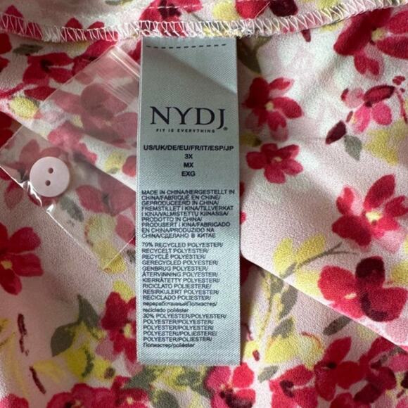 New NYDJ Pintuck Blouse in Summer Wind Plus Size 3X - Picture 7 of 8